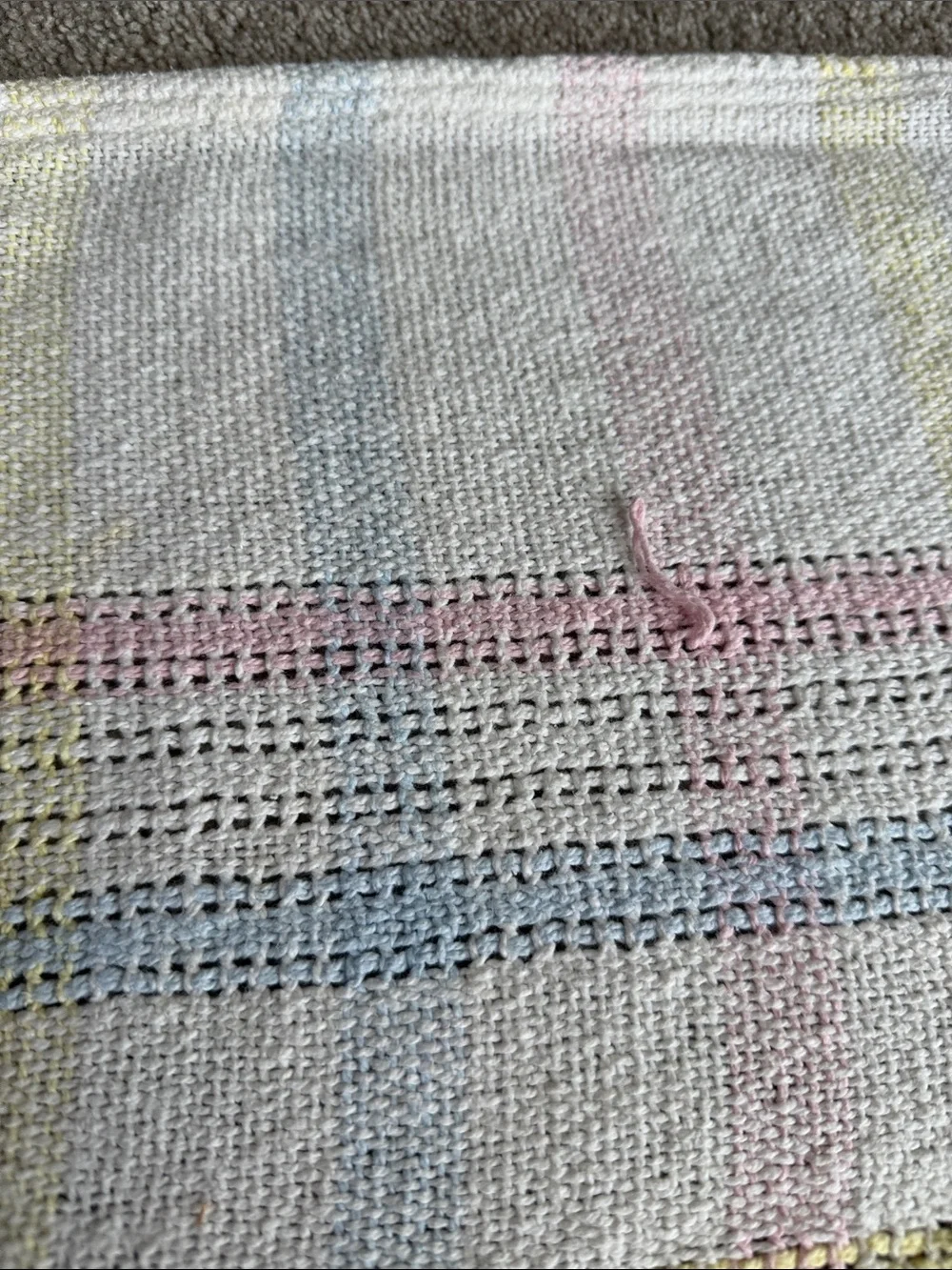Vintage Beacon WPL 1675 Rainbow Baby Blanket Pastel Woven Knit Waffle Weave